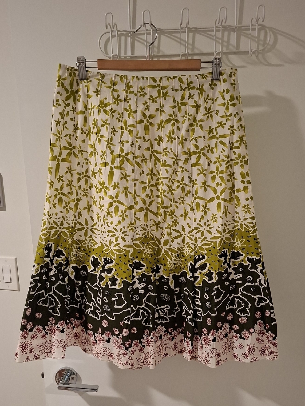 Merric 100% Cotton Abstract Floral Chartreuse & Pink Circle Skirt (Size 14)